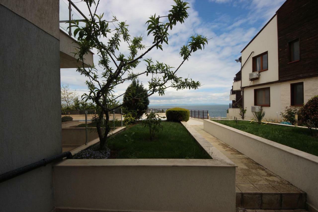 Menada Apolon Apartments Sosopol Exterior foto